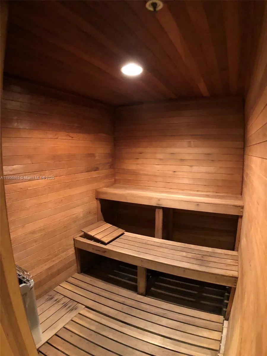 1800 Sunset Harbour Dr 2005, Miami Beach, Florida, Miami Beach, Florida 33139, 1 Bedroom Bedrooms, ,1 BathroomBathrooms,Residential,For Sale,1800 Sunset Harbour Dr 2005, Miami Beach, Florida ,A11906865