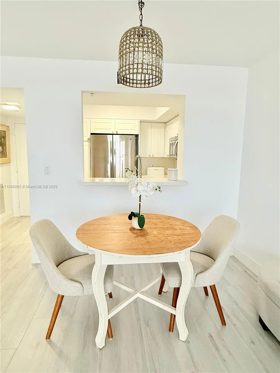 1800 Sunset Harbour Dr 2005, Miami Beach, Florida, Miami Beach, Florida 33139, 1 Bedroom Bedrooms, ,1 BathroomBathrooms,Residential,For Sale,1800 Sunset Harbour Dr 2005, Miami Beach, Florida ,A11906865