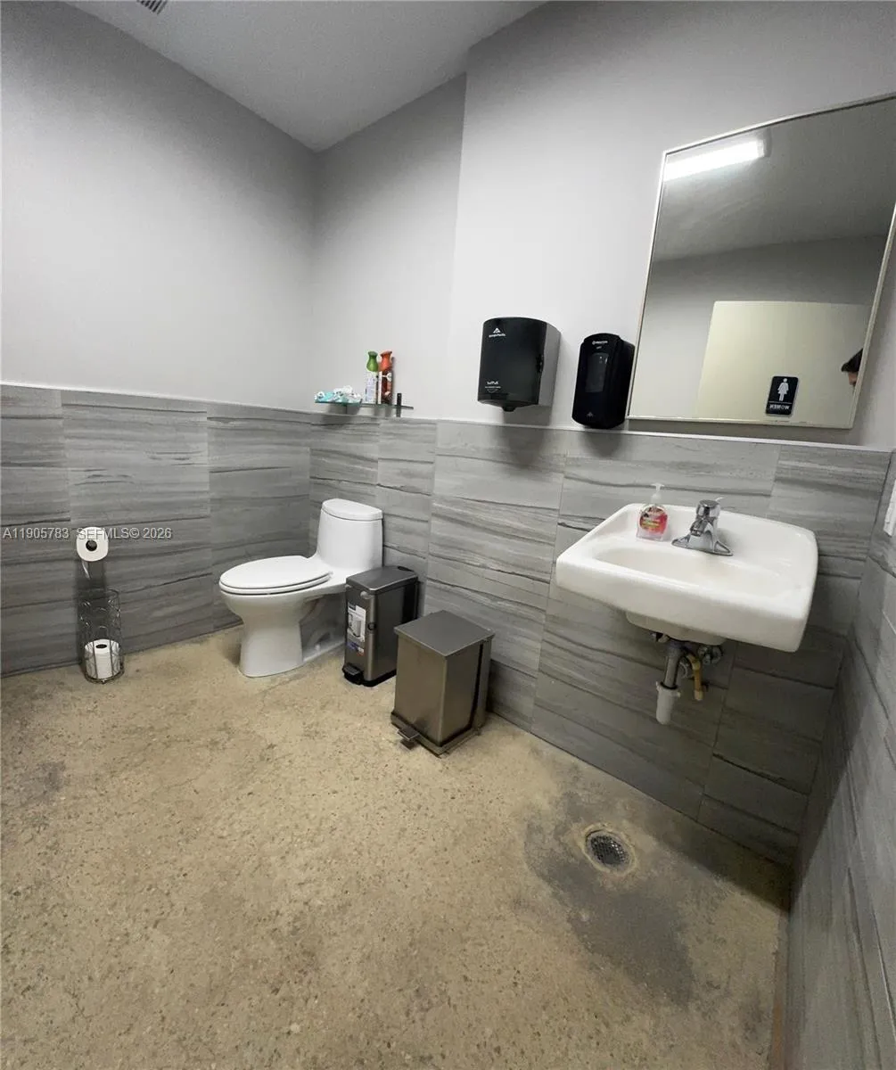 8600 Nw 36th Ave, Miami, Florida 33147, Miami, Florida 33147, ,Commercial Lease,For Rent,8600 Nw 36th Ave, Miami, Florida 33147,A11905783