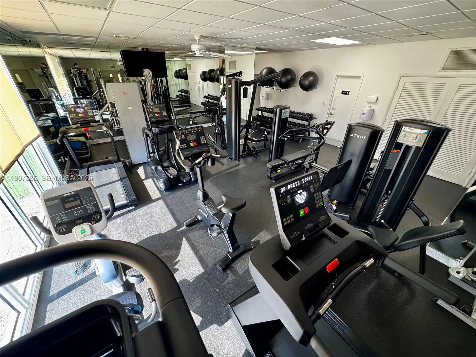 2150 Sans Souci Blvd A1008, North Miami, Florida 3, North Miami, Florida 33181, 1 Bedroom Bedrooms, ,1 BathroomBathrooms,Residential,For Sale,2150 Sans Souci Blvd A1008, North Miami, Florida 3,A11907386