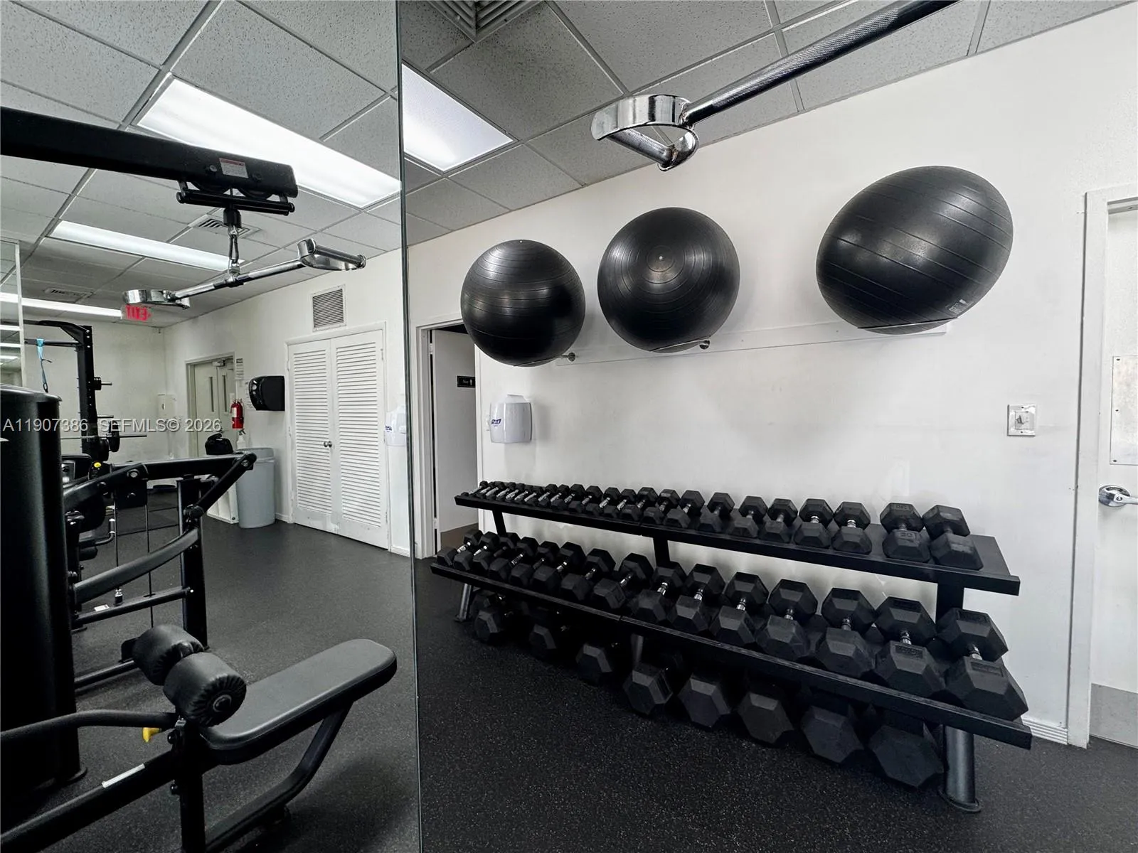 2150 Sans Souci Blvd A1008, North Miami, Florida 3, North Miami, Florida 33181, 1 Bedroom Bedrooms, ,1 BathroomBathrooms,Residential,For Sale,2150 Sans Souci Blvd A1008, North Miami, Florida 3,A11907386