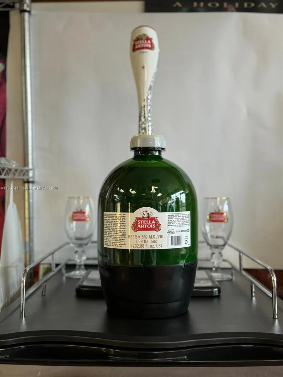 6827 Stirling, Davie, Florida 33314, Davie, Florida 33314, ,Business Opportunity,For Sale,6827 Stirling, Davie, Florida 33314,A11907418