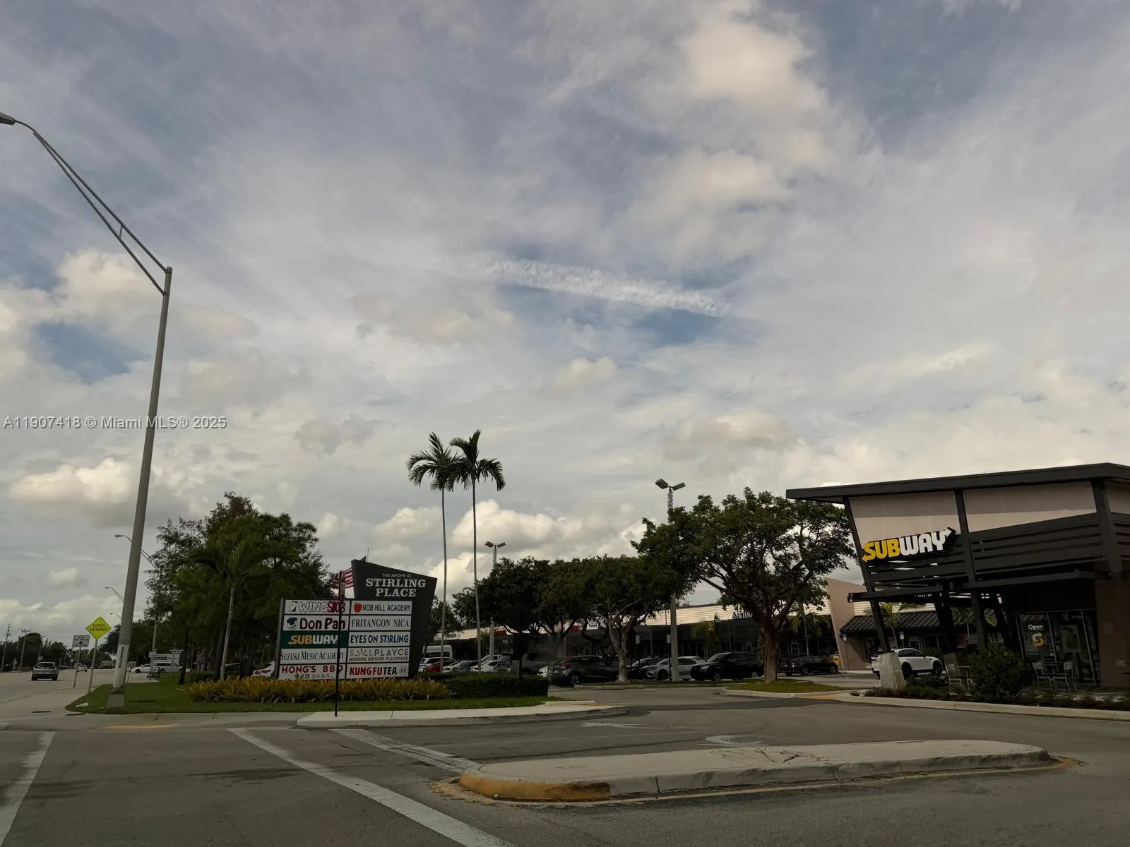 6827 Stirling, Davie, Florida 33314, Davie, Florida 33314, ,Business Opportunity,For Sale,6827 Stirling, Davie, Florida 33314,A11907418