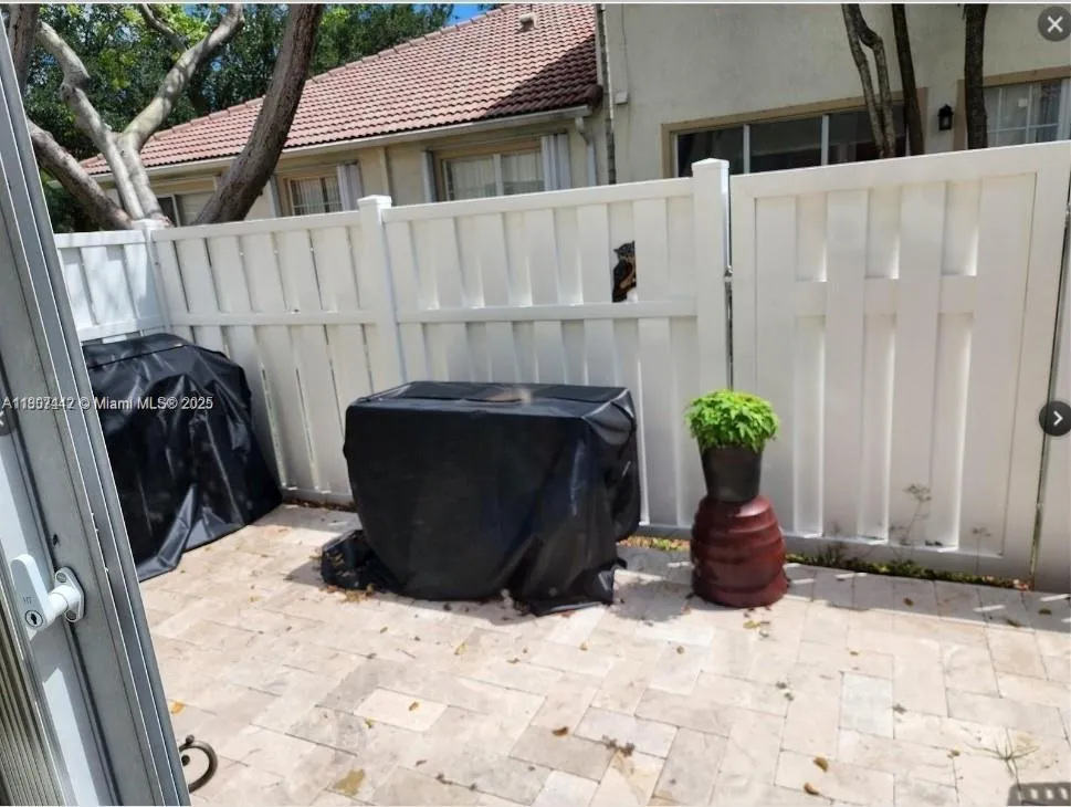 7962 Nw 19th Ct, Pembroke Pines, Florida 33024, Pembroke Pines, Florida 33024, 3 Bedrooms Bedrooms, ,2 BathroomsBathrooms,Residential,For Sale,7962 Nw 19th Ct, Pembroke Pines, Florida 33024,A11907442