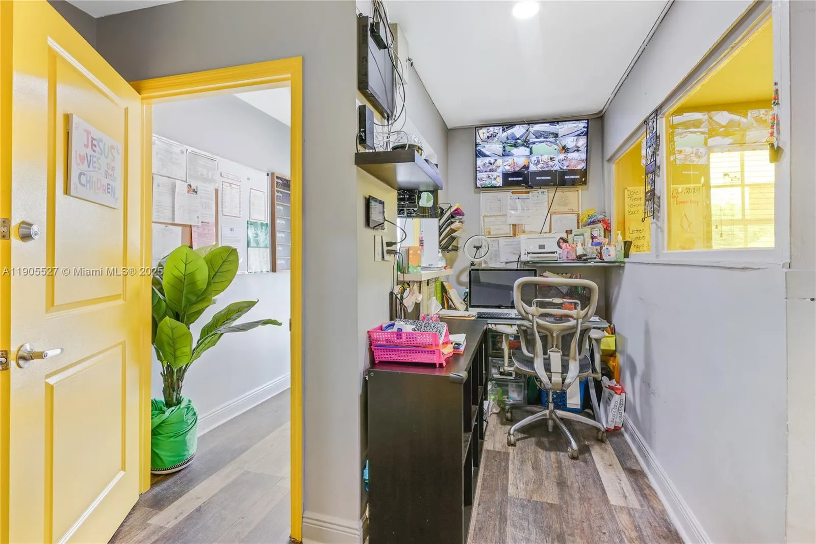 2570 Nw 152nd Ter, Miami Gardens, Florida 33054, Miami Gardens, Florida 33054, ,Commercial Sale,For Sale,2570 Nw 152nd Ter, Miami Gardens, Florida 33054,A11905527