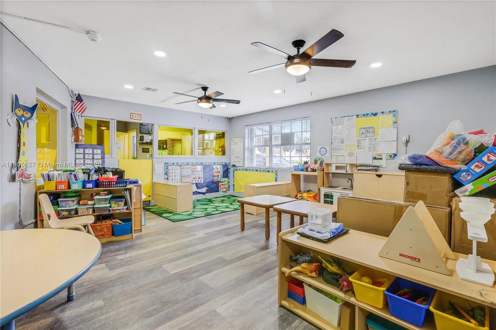 2570 Nw 152nd Ter, Miami Gardens, Florida 33054, Miami Gardens, Florida 33054, ,Commercial Sale,For Sale,2570 Nw 152nd Ter, Miami Gardens, Florida 33054,A11905527