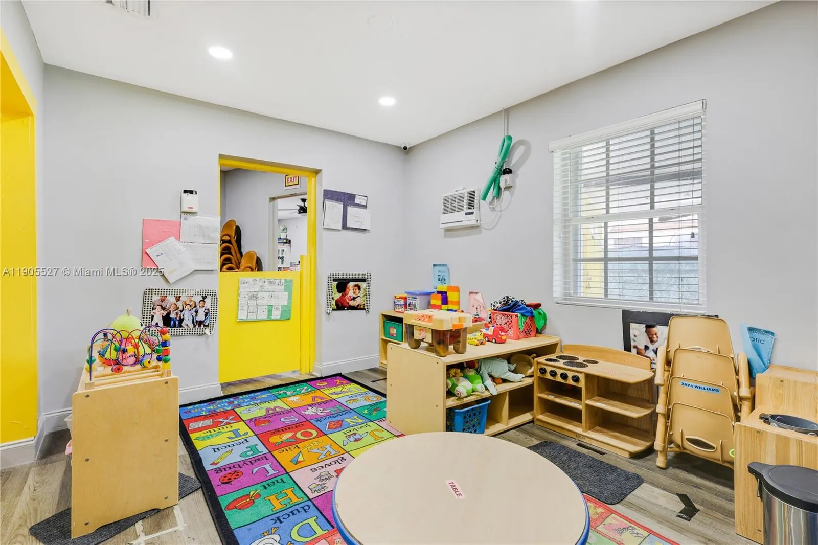 2570 Nw 152nd Ter, Miami Gardens, Florida 33054, Miami Gardens, Florida 33054, ,Commercial Sale,For Sale,2570 Nw 152nd Ter, Miami Gardens, Florida 33054,A11905527