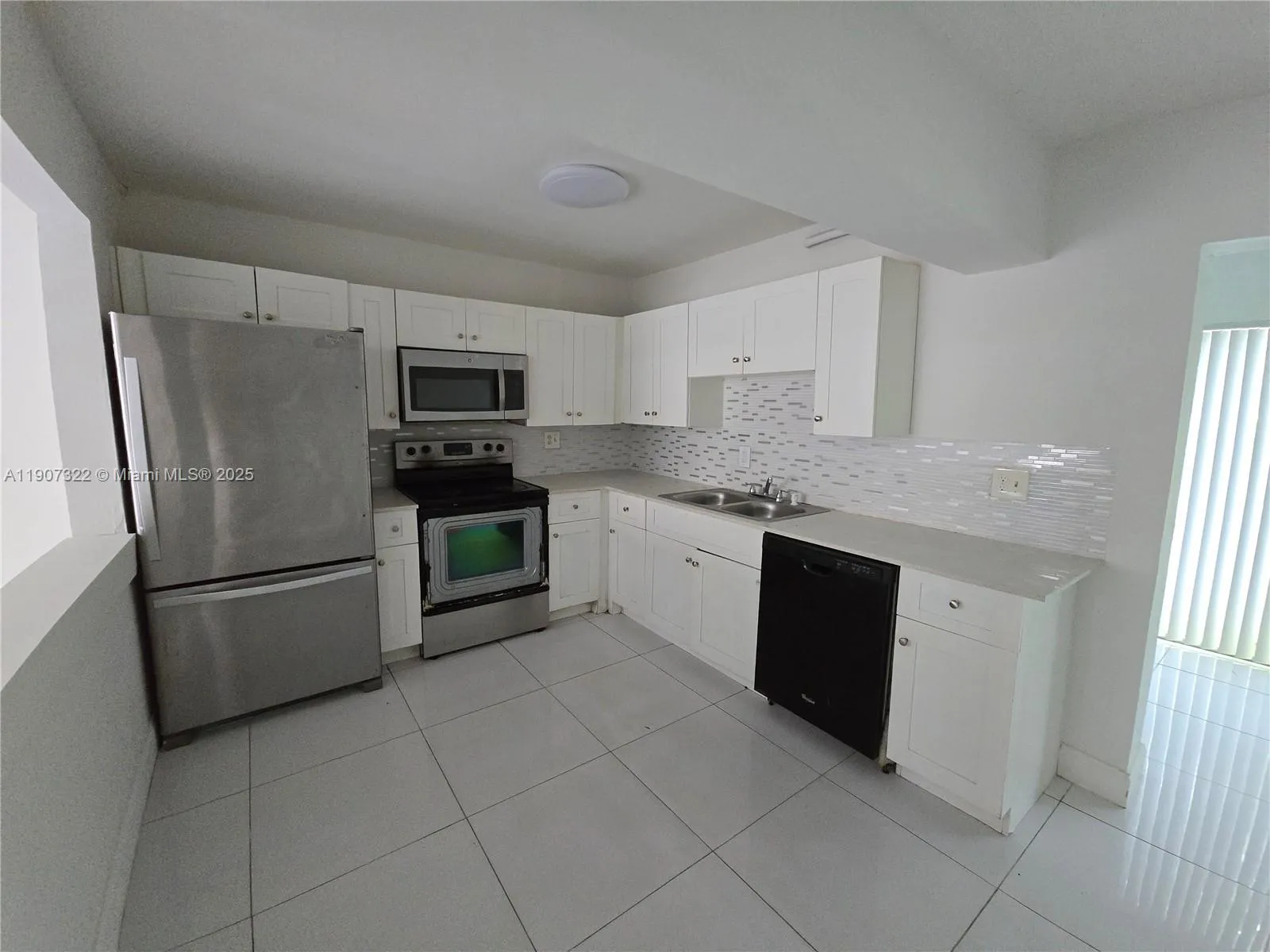 2650 Nw 60th Way 176, Sunrise, Florida 33313, Sunrise, Florida 33313, 3 Bedrooms Bedrooms, ,2 BathroomsBathrooms,Residential Lease,For Rent,2650 Nw 60th Way 176, Sunrise, Florida 33313,A11907322