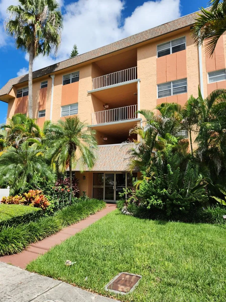 8101 Sw 73rd Ave 30, Miami, Florida 33143, Miami, Florida 33143, 1 Bedroom Bedrooms, ,1 BathroomBathrooms,Residential Lease,For Rent,8101 Sw 73rd Ave 30, Miami, Florida 33143,A11907584