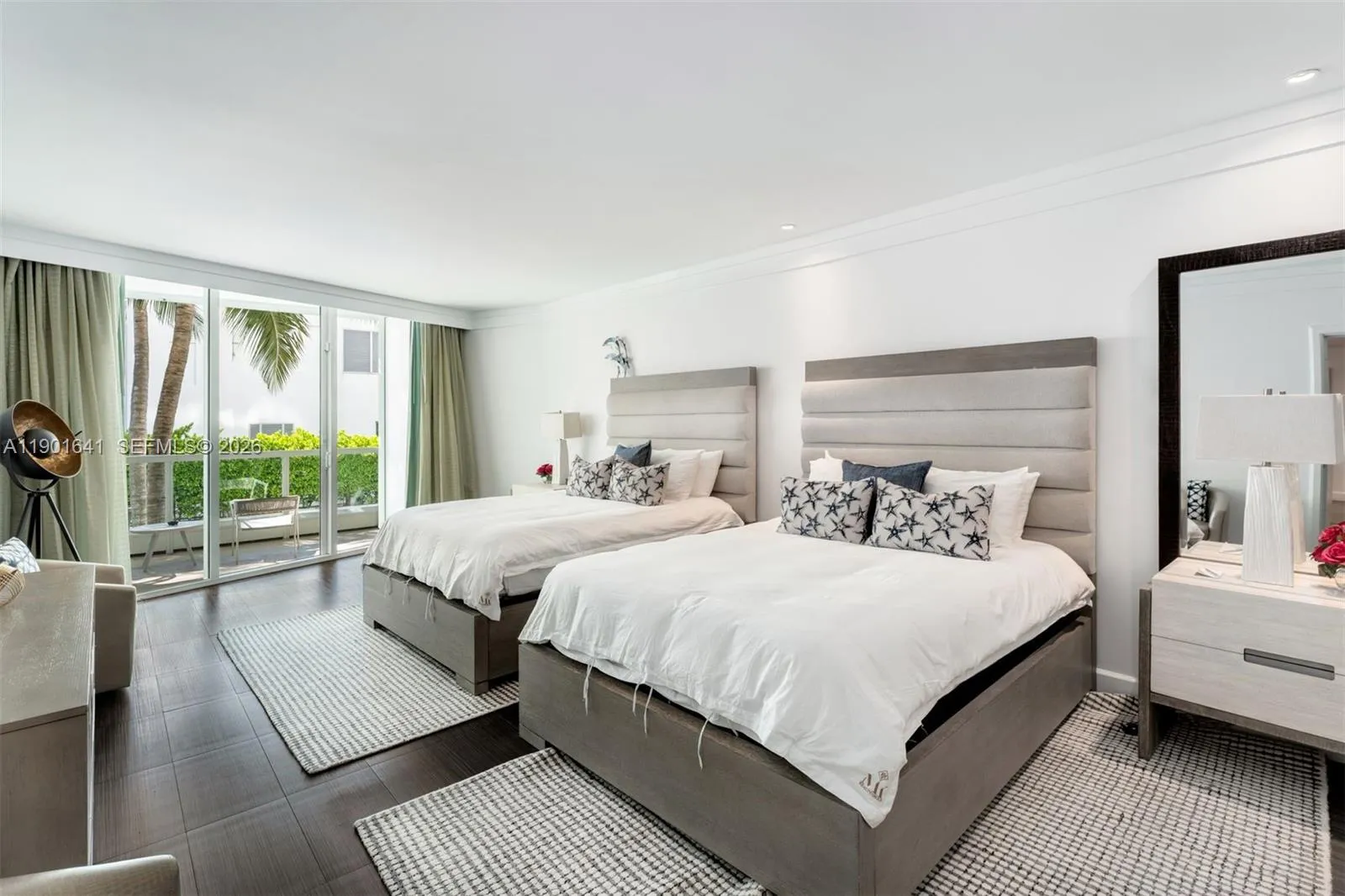 4391 Collins Ave 512, Miami Beach, Florida 33140, Miami Beach, Florida 33140, 5 Bedrooms Bedrooms, ,6 BathroomsBathrooms,Residential,For Sale,4391 Collins Ave 512, Miami Beach, Florida 33140,A11901641