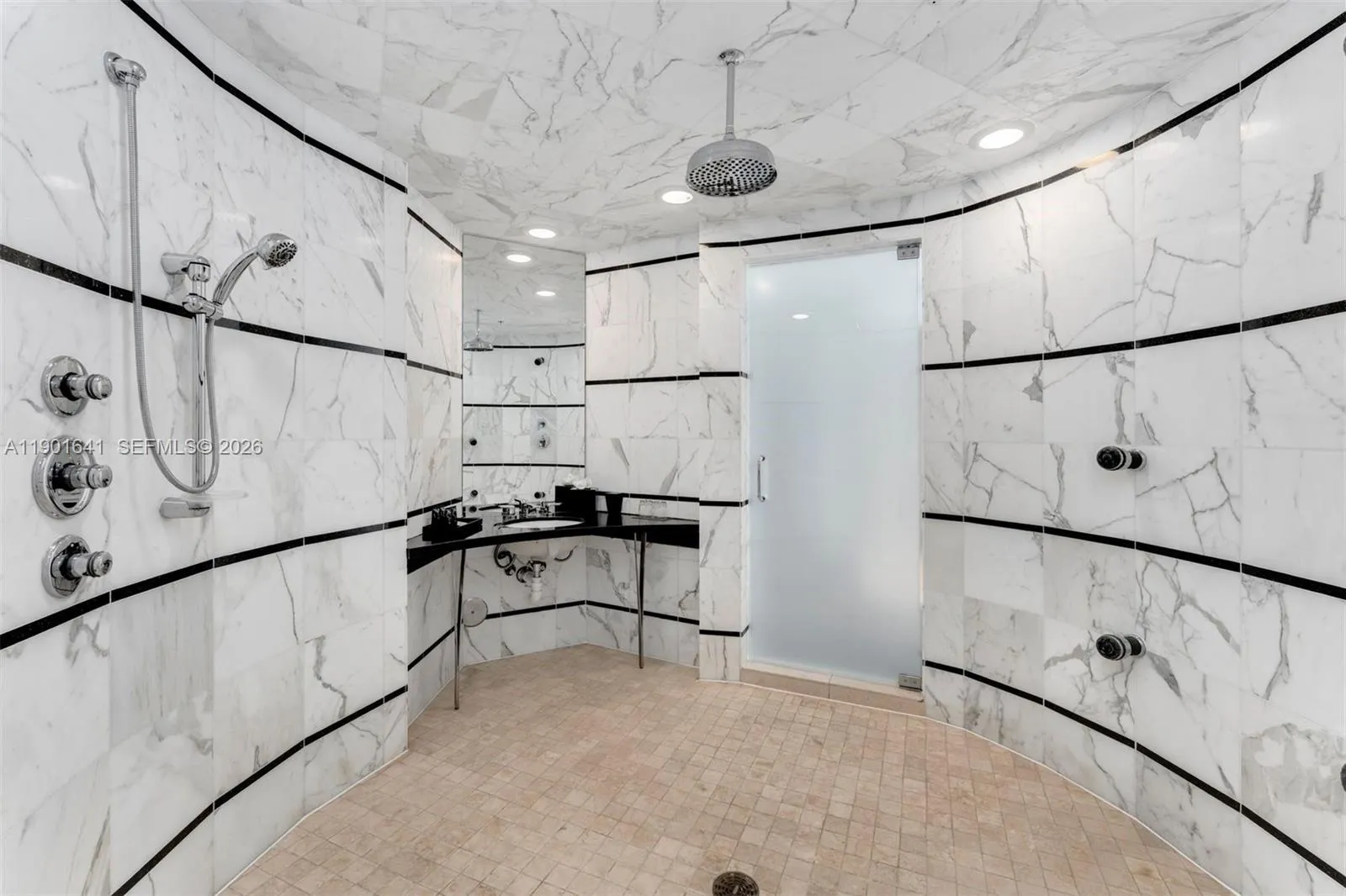 4391 Collins Ave 512, Miami Beach, Florida 33140, Miami Beach, Florida 33140, 5 Bedrooms Bedrooms, ,6 BathroomsBathrooms,Residential,For Sale,4391 Collins Ave 512, Miami Beach, Florida 33140,A11901641