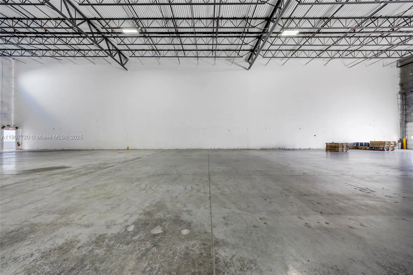 14001 Nw 112th Ave Suite 4, Hialeah Gardens, Flori, Hialeah Gardens, Florida 33018, ,Commercial Lease,For Rent,14001 Nw 112th Ave Suite 4, Hialeah Gardens, Flori,A11907720