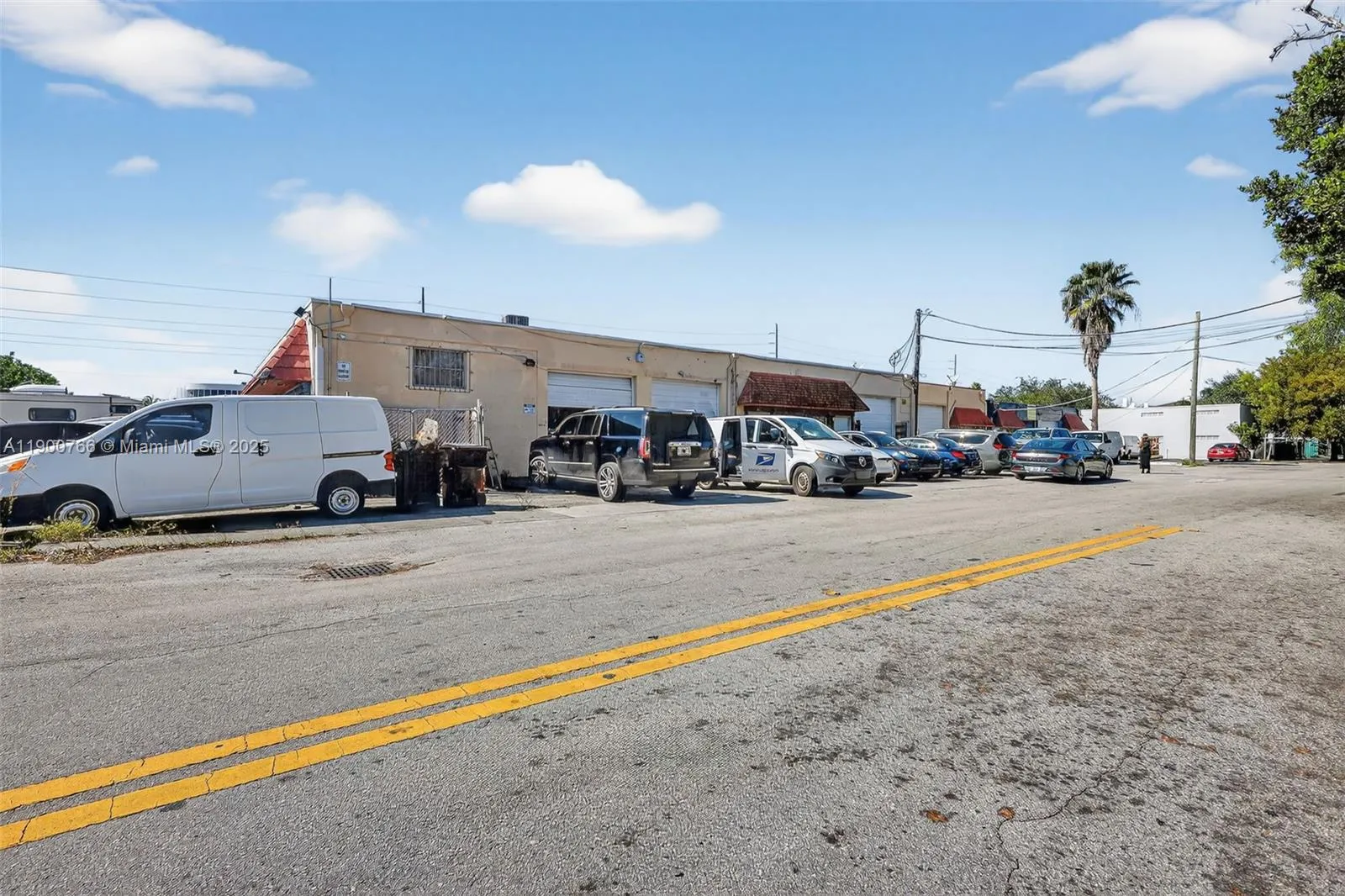 115 Ne 5th St 115, Hallandale Beach, Florida 33009, Hallandale Beach, Florida 33009, ,Commercial Sale,For Sale,115 Ne 5th St 115, Hallandale Beach, Florida 33009,A11900766