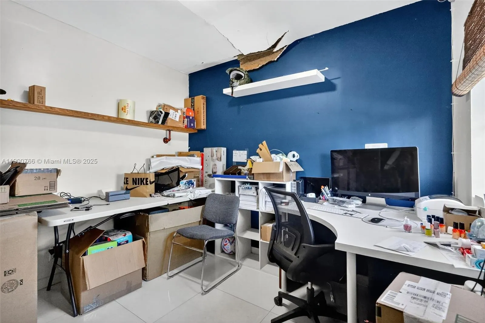 115 Ne 5th St 115, Hallandale Beach, Florida 33009, Hallandale Beach, Florida 33009, ,Commercial Sale,For Sale,115 Ne 5th St 115, Hallandale Beach, Florida 33009,A11900766