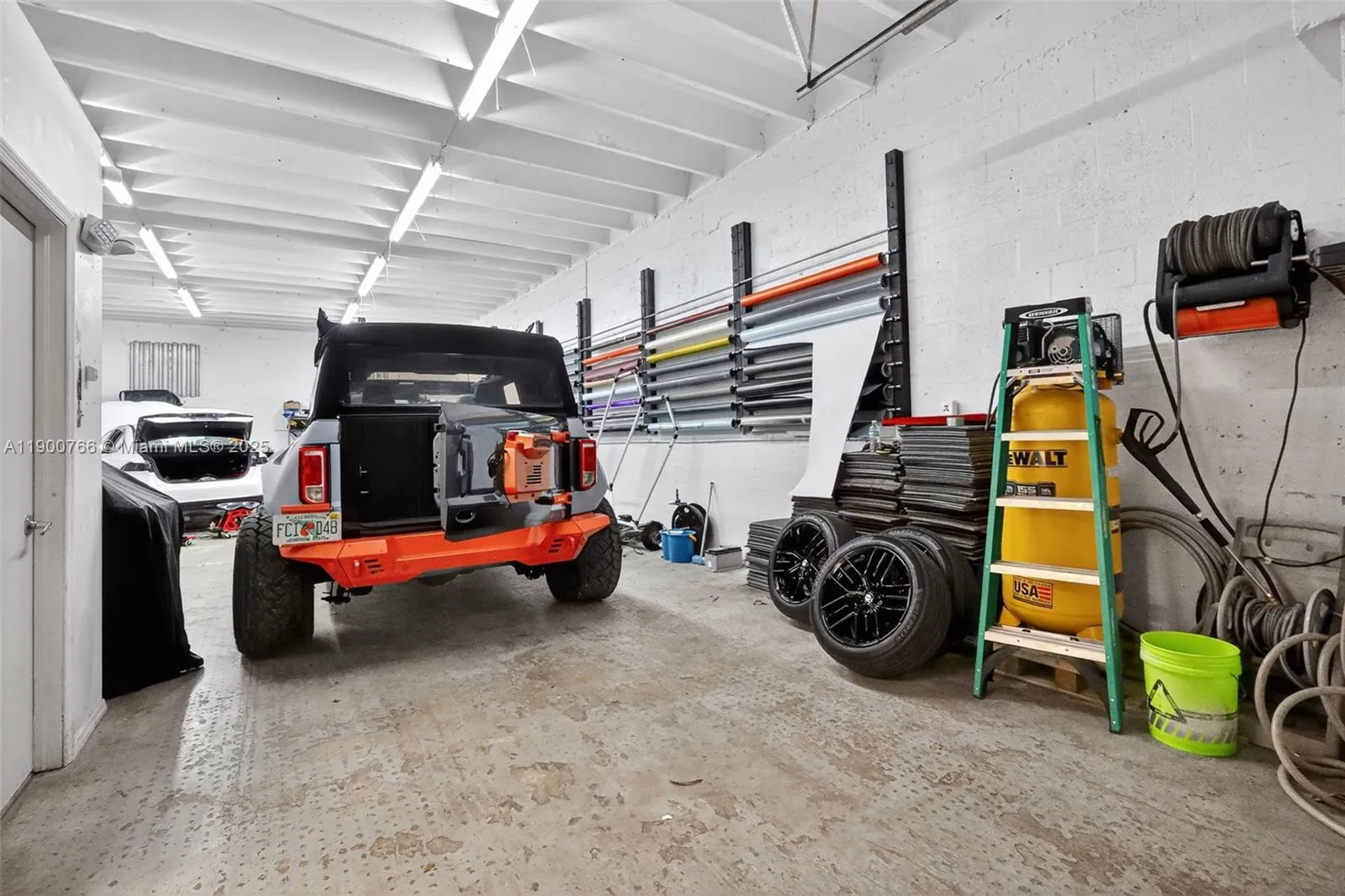 115 Ne 5th St 115, Hallandale Beach, Florida 33009, Hallandale Beach, Florida 33009, ,Commercial Sale,For Sale,115 Ne 5th St 115, Hallandale Beach, Florida 33009,A11900766