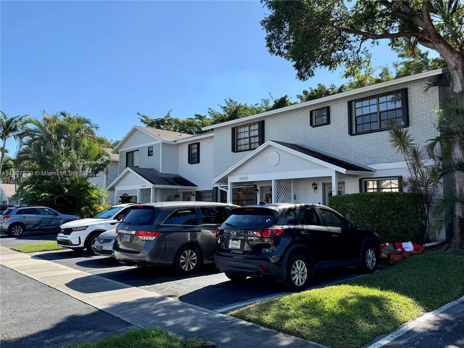 10554 Nw 3rd St, Pembroke Pines, Florida 33026, Pembroke Pines, Florida 33026, 2 Bedrooms Bedrooms, ,1 BathroomBathrooms,Residential,For Sale,10554 Nw 3rd St, Pembroke Pines, Florida 33026,A11907879 10554 Nw 3rd St, Pembroke Pines, Florida 33026, Pembroke Pines, Florida 33026, 2 Bedrooms Bedrooms, ,1 BathroomBathrooms,Residential,For Sale,10554 Nw 3rd St, Pembroke Pines, Florida 33026,A11907879