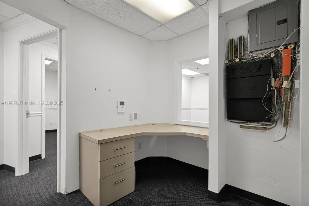 2691 E Oakland Park Blvd 304, Fort Lauderdale, Flo, Fort Lauderdale, Florida 33306, ,Commercial Lease,For Rent,2691 E Oakland Park Blvd 304, Fort Lauderdale, Flo,A11907987