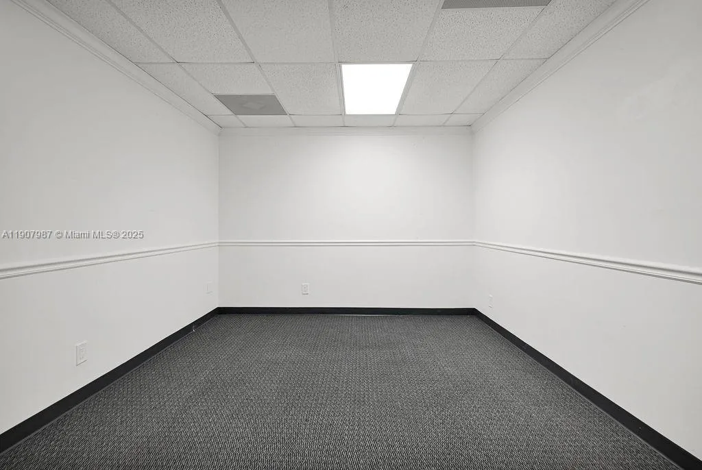 2691 E Oakland Park Blvd 304, Fort Lauderdale, Flo, Fort Lauderdale, Florida 33306, ,Commercial Lease,For Rent,2691 E Oakland Park Blvd 304, Fort Lauderdale, Flo,A11907987
