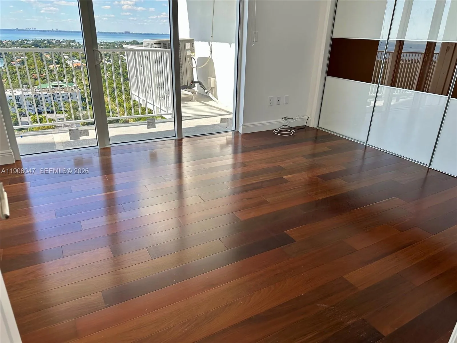 881 Ocean Dr 22e, Key Biscayne, Florida 33149, Key Biscayne, Florida 33149, 3 Bedrooms Bedrooms, ,2 BathroomsBathrooms,Residential Lease,For Rent,881 Ocean Dr 22e, Key Biscayne, Florida 33149,A11908047