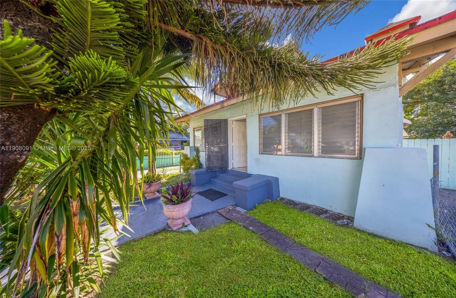 1334 Sw 4th St, Miami, Florida 33135, Miami, Florida 33135, ,Residential Income,For Sale,1334 Sw 4th St, Miami, Florida 33135,A11908091