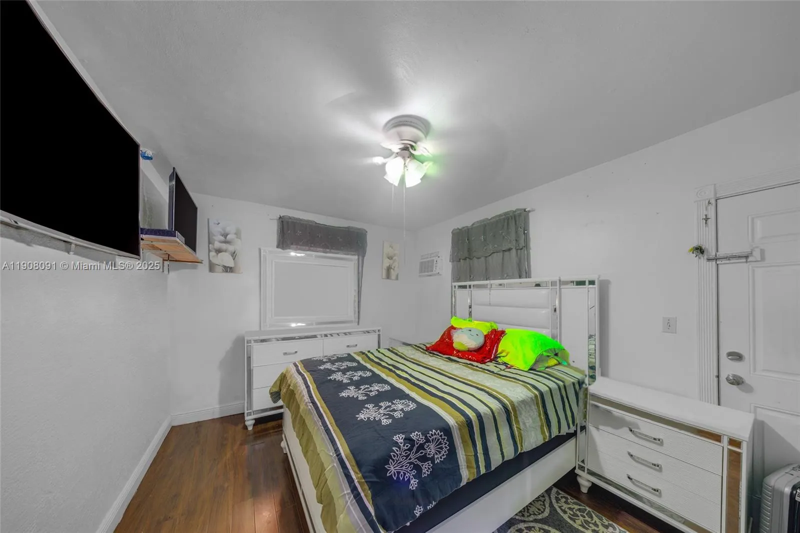 1334 Sw 4th St, Miami, Florida 33135, Miami, Florida 33135, ,Residential Income,For Sale,1334 Sw 4th St, Miami, Florida 33135,A11908091