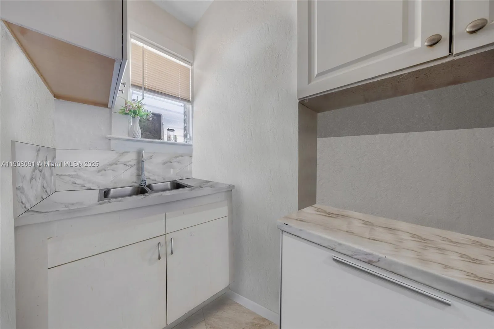 1334 Sw 4th St, Miami, Florida 33135, Miami, Florida 33135, ,Residential Income,For Sale,1334 Sw 4th St, Miami, Florida 33135,A11908091