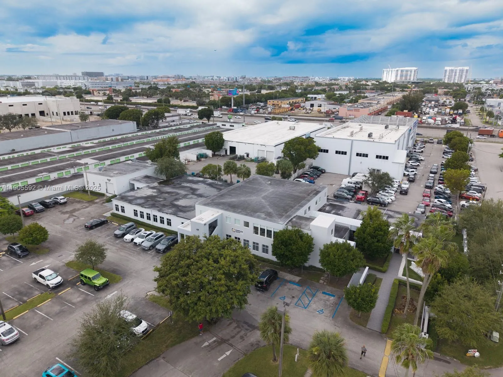7500 Nw 52nd St, Miami, Florida 33166, Miami, Florida 33166, ,Commercial Lease,For Rent,7500 Nw 52nd St, Miami, Florida 33166,A11905592
