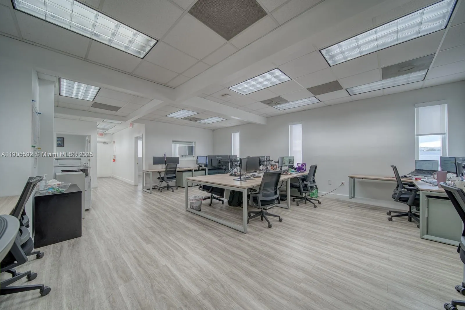 7500 Nw 52nd St, Miami, Florida 33166, Miami, Florida 33166, ,Commercial Lease,For Rent,7500 Nw 52nd St, Miami, Florida 33166,A11905592