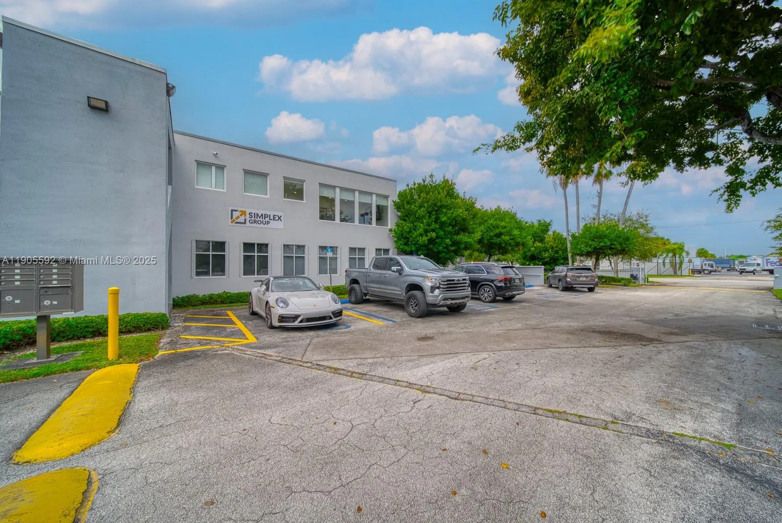 7500 Nw 52nd St, Miami, Florida 33166, Miami, Florida 33166, ,Commercial Lease,For Rent,7500 Nw 52nd St, Miami, Florida 33166,A11905592