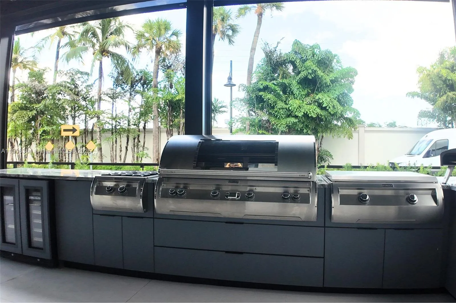 8002 Nw 43rd St, Doral, Florida 33166, Doral, Florida 33166, 4 Bedrooms Bedrooms, 1 Room Rooms,4 BathroomsBathrooms,Residential,For Sale,8002 Nw 43rd St, Doral, Florida 33166,A11906304