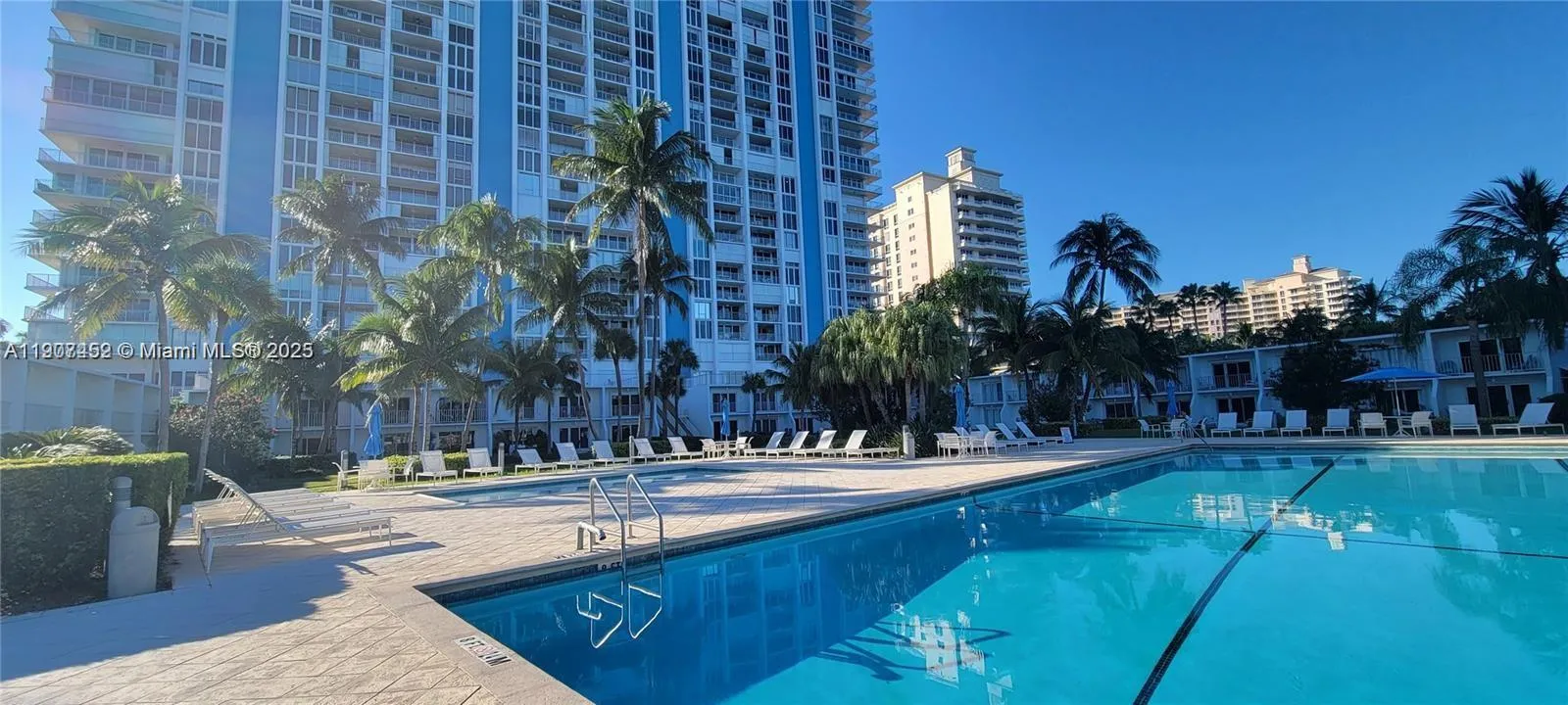 881 Ocean Dr Th10, Key Biscayne, Florida 33149, Key Biscayne, Florida 33149, 2 Bedrooms Bedrooms, ,2 BathroomsBathrooms,Residential Lease,For Rent,881 Ocean Dr Th10, Key Biscayne, Florida 33149,A11907452