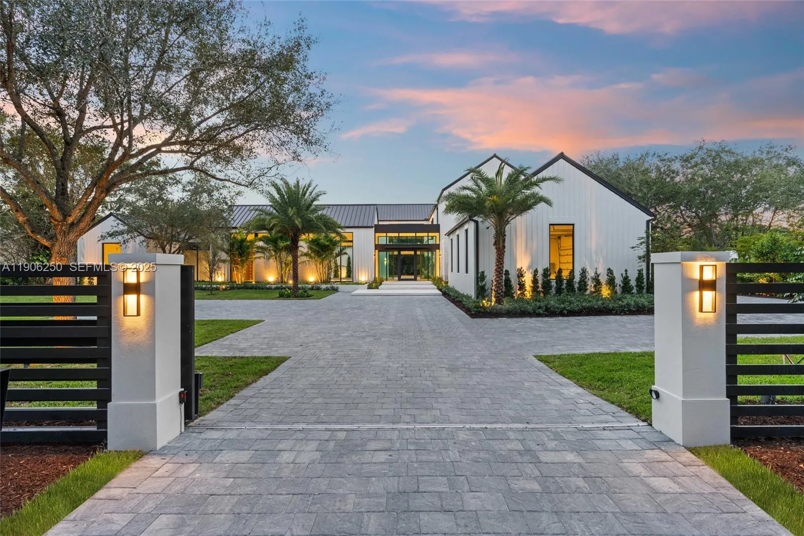 9400 Sw 60th Ct, Pinecrest, Florida 33156, Pinecrest, Florida 33156, 7 Bedrooms Bedrooms, ,7 BathroomsBathrooms,Residential,For Sale,9400 Sw 60th Ct, Pinecrest, Florida 33156,A11906250