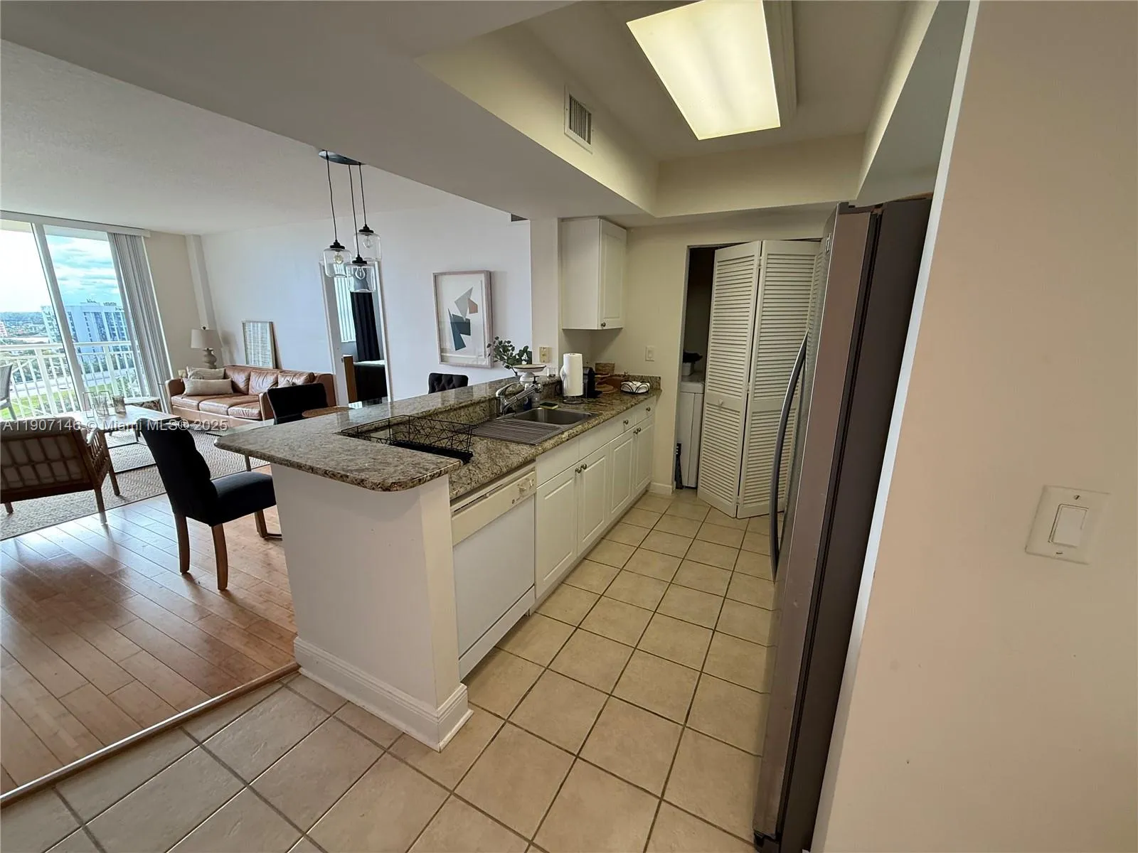 19501 W Country Club Dr 1405, Aventura, Florida 33, Aventura, Florida 33180, 2 Bedrooms Bedrooms, ,2 BathroomsBathrooms,Residential Lease,For Rent,19501 W Country Club Dr 1405, Aventura, Florida 33,A11907146