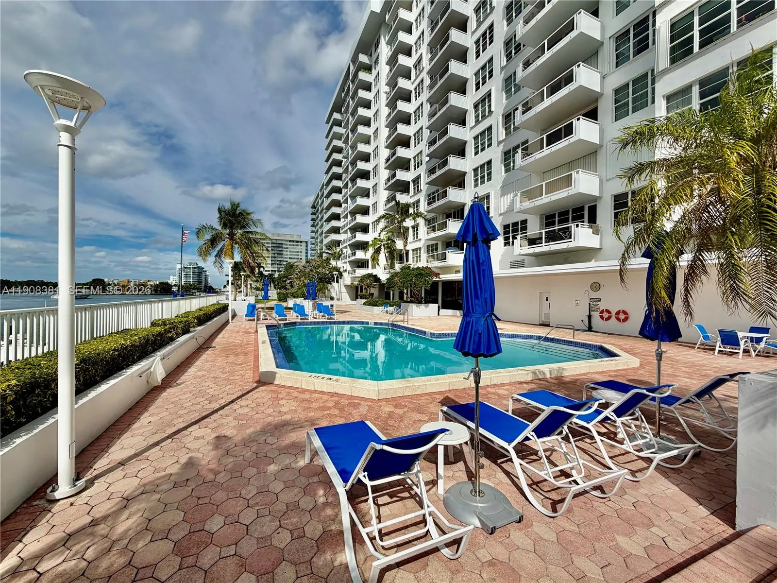 5700 Collins Ave 14m, Miami Beach, Florida 33140, Miami Beach, Florida 33140, 1 Bedroom Bedrooms, ,1 BathroomBathrooms,Residential,For Sale,5700 Collins Ave 14m, Miami Beach, Florida 33140,A11908381