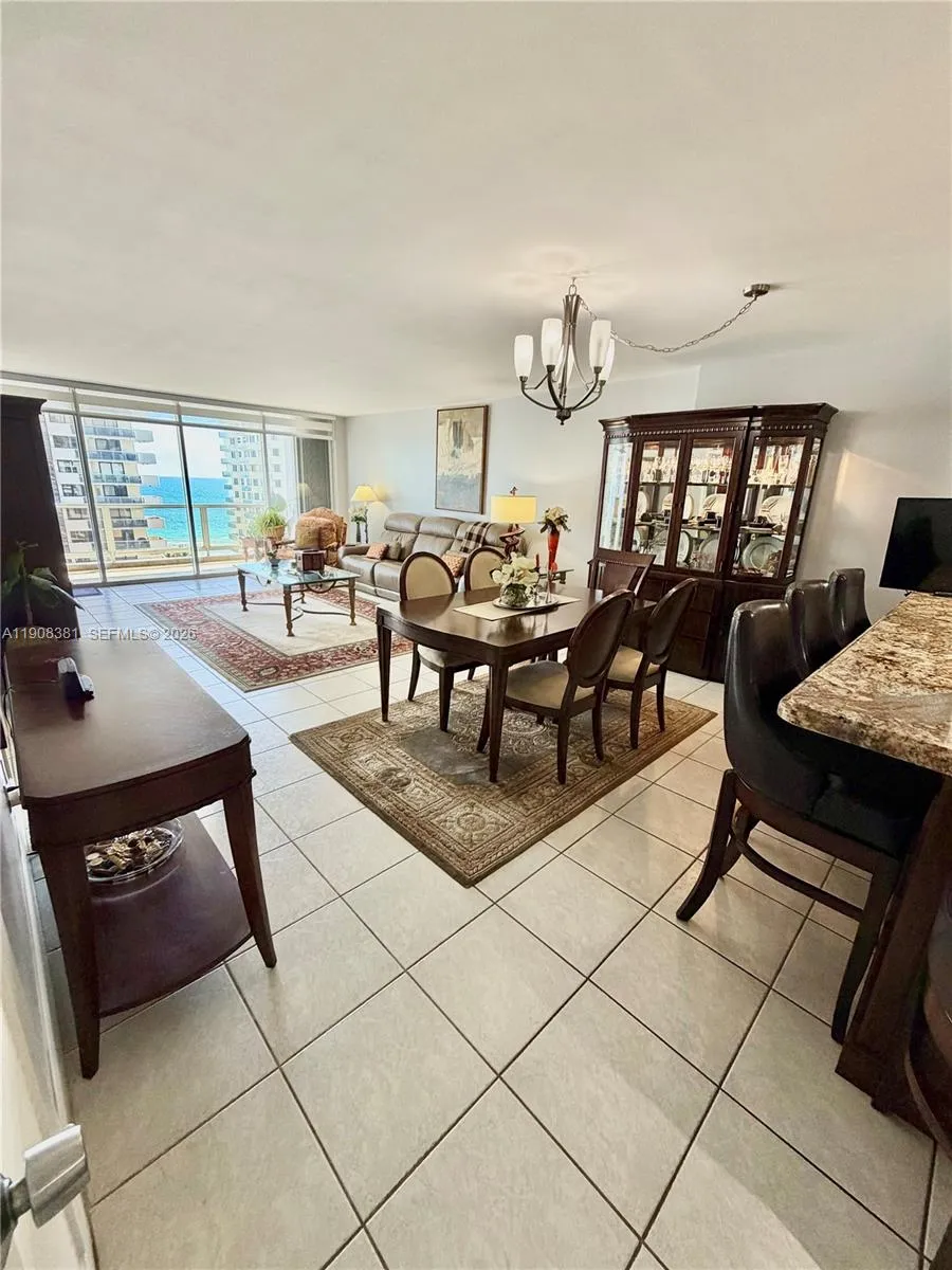 5700 Collins Ave 14m, Miami Beach, Florida 33140, Miami Beach, Florida 33140, 1 Bedroom Bedrooms, ,1 BathroomBathrooms,Residential,For Sale,5700 Collins Ave 14m, Miami Beach, Florida 33140,A11908381