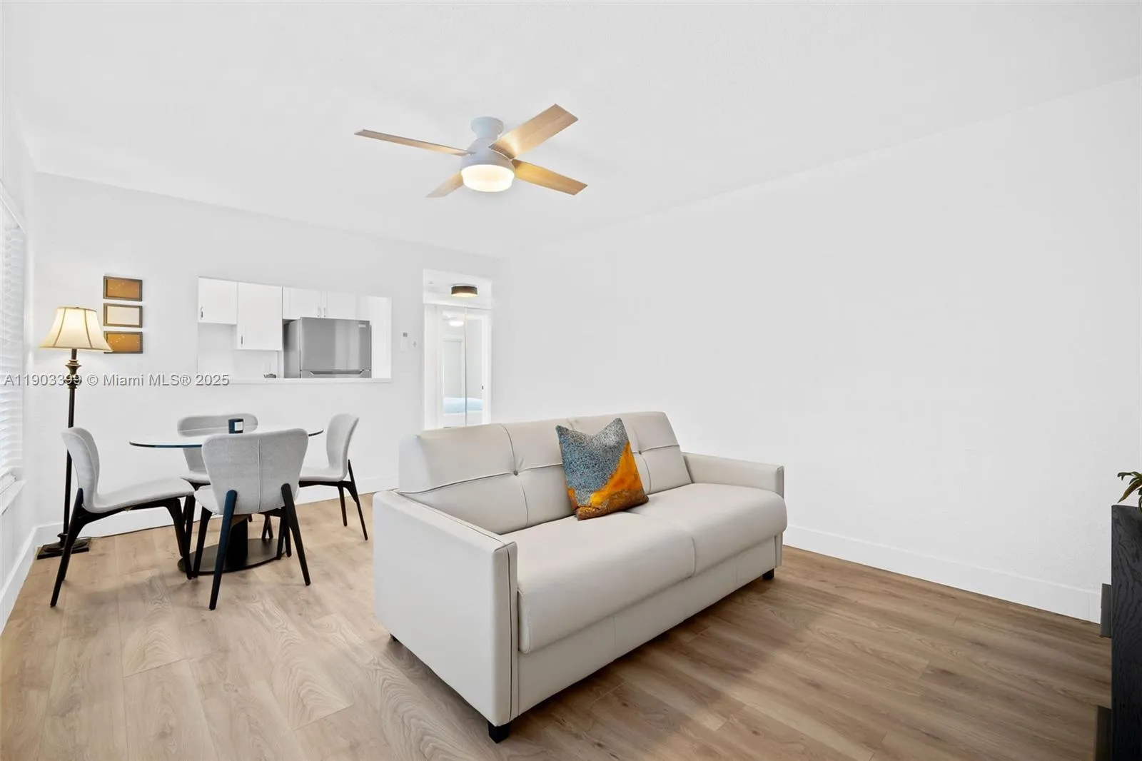 9241 Collins Ave 11, Surfside, Florida 33154, Surfside, Florida 33154, 1 Bedroom Bedrooms, ,1 BathroomBathrooms,Residential Lease,For Rent,9241 Collins Ave 11, Surfside, Florida 33154,A11903399