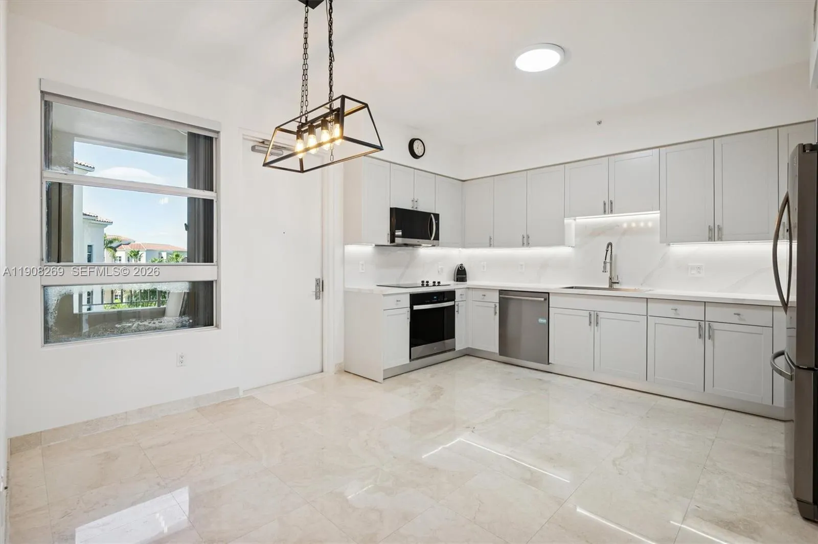 717 Crandon Blvd 507, Key Biscayne, Florida 33149, Key Biscayne, Florida 33149, 2 Bedrooms Bedrooms, ,2 BathroomsBathrooms,Residential,For Sale,717 Crandon Blvd 507, Key Biscayne, Florida 33149,A11908269