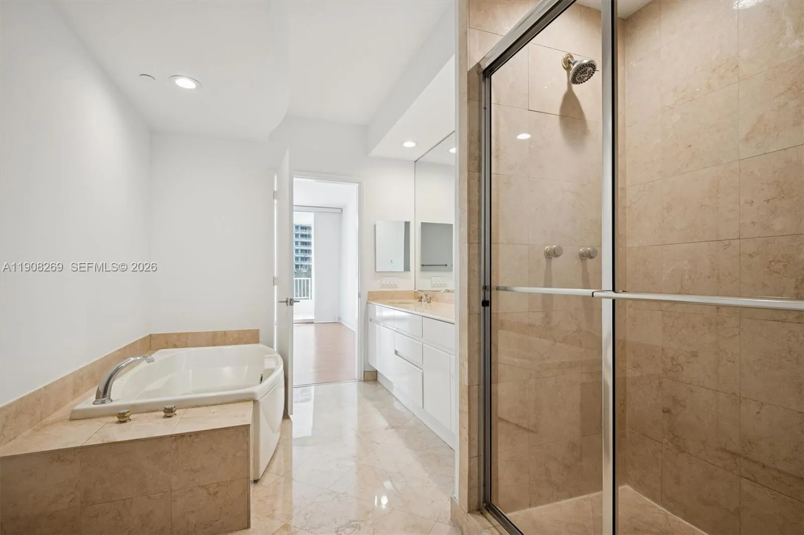 717 Crandon Blvd 507, Key Biscayne, Florida 33149, Key Biscayne, Florida 33149, 2 Bedrooms Bedrooms, ,2 BathroomsBathrooms,Residential,For Sale,717 Crandon Blvd 507, Key Biscayne, Florida 33149,A11908269