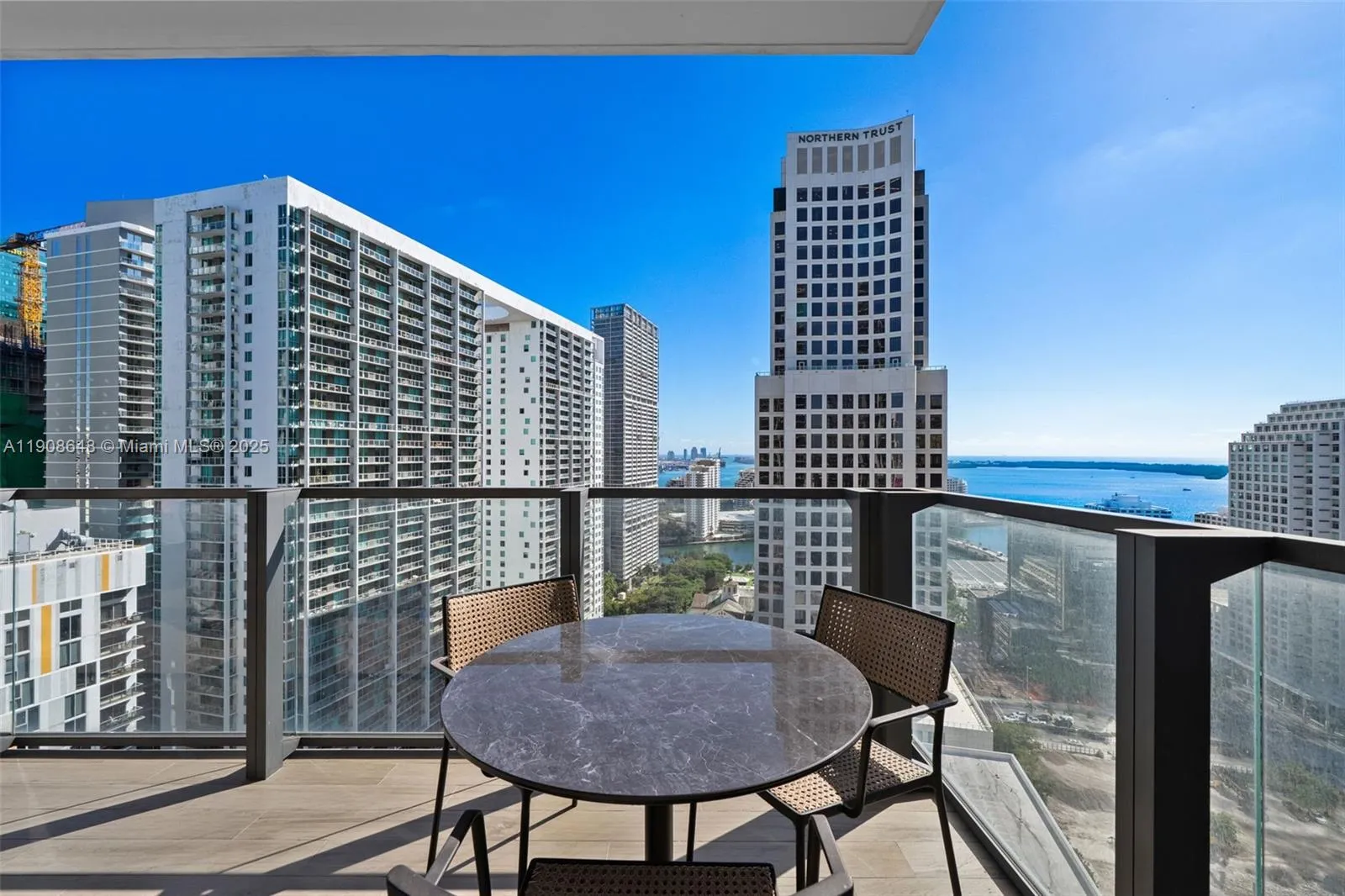 68 Se 6th St 2505, Miami, Florida 33131, Miami, Florida 33131, 1 Bedroom Bedrooms, ,1 BathroomBathrooms,Residential,For Sale,68 Se 6th St 2505, Miami, Florida 33131,A11908648