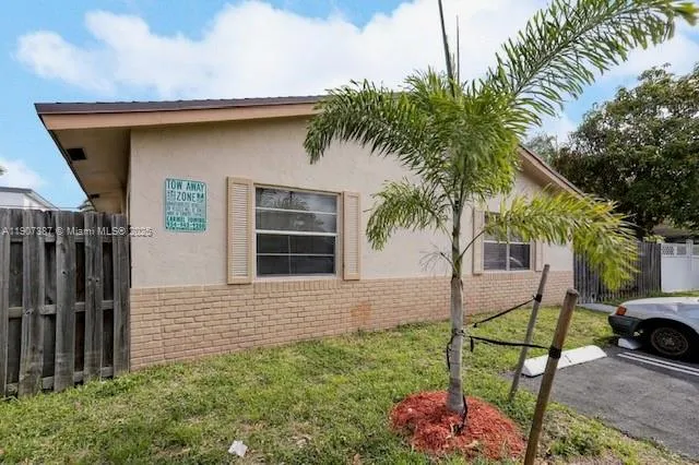 231 Sw 8th Ct, Pompano Beach, Florida 33060, Pompano Beach, Florida 33060, ,Residential Income,For Sale,231 Sw 8th Ct, Pompano Beach, Florida 33060,A11907387