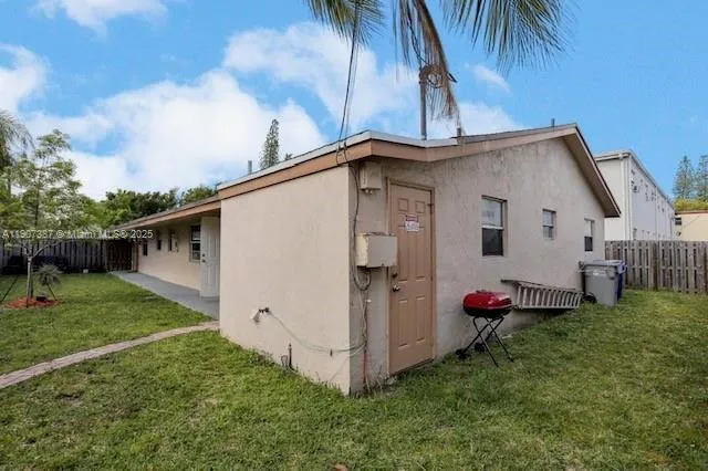 231 Sw 8th Ct, Pompano Beach, Florida 33060, Pompano Beach, Florida 33060, ,Residential Income,For Sale,231 Sw 8th Ct, Pompano Beach, Florida 33060,A11907387