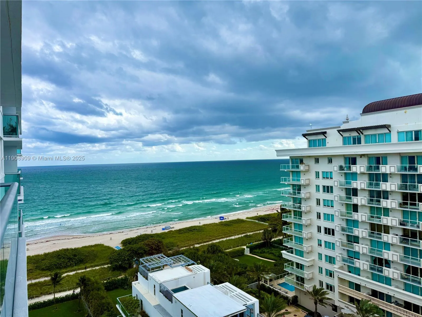 9511 Collins Ave 1208, Surfside, Florida 33154, Surfside, Florida 33154, 1 Bedroom Bedrooms, ,1 BathroomBathrooms,Residential Lease,For Rent,9511 Collins Ave 1208, Surfside, Florida 33154,A11908909 9511 Collins Ave 1208, Surfside, Florida 33154, Surfside, Florida 33154, 1 Bedroom Bedrooms, ,1 BathroomBathrooms,Residential Lease,For Rent,9511 Collins Ave 1208, Surfside, Florida 33154,A11908909