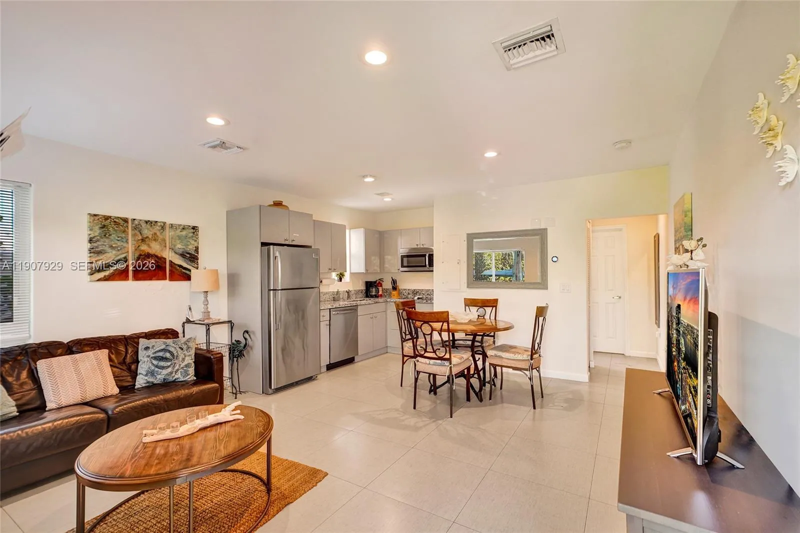 322 Oklahoma St, Hollywood, Florida 33019, Hollywood, Florida 33019, ,Residential Income,For Sale,322 Oklahoma St, Hollywood, Florida 33019,A11907929