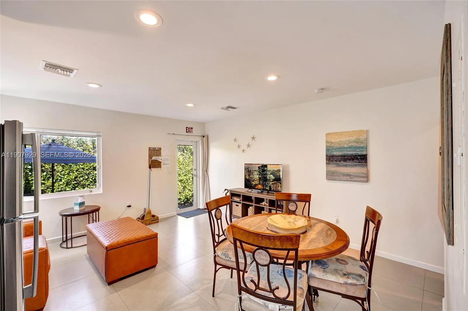 322 Oklahoma St, Hollywood, Florida 33019, Hollywood, Florida 33019, ,Residential Income,For Sale,322 Oklahoma St, Hollywood, Florida 33019,A11907929