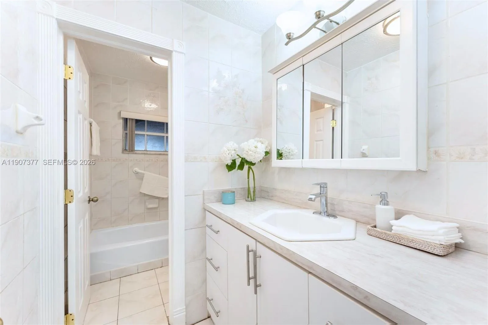 10835 Sw 152nd Ter, Miami, Florida 33157, Miami, Florida 33157, 4 Bedrooms Bedrooms, ,2 BathroomsBathrooms,Residential,For Sale,10835 Sw 152nd Ter, Miami, Florida 33157,A11907377