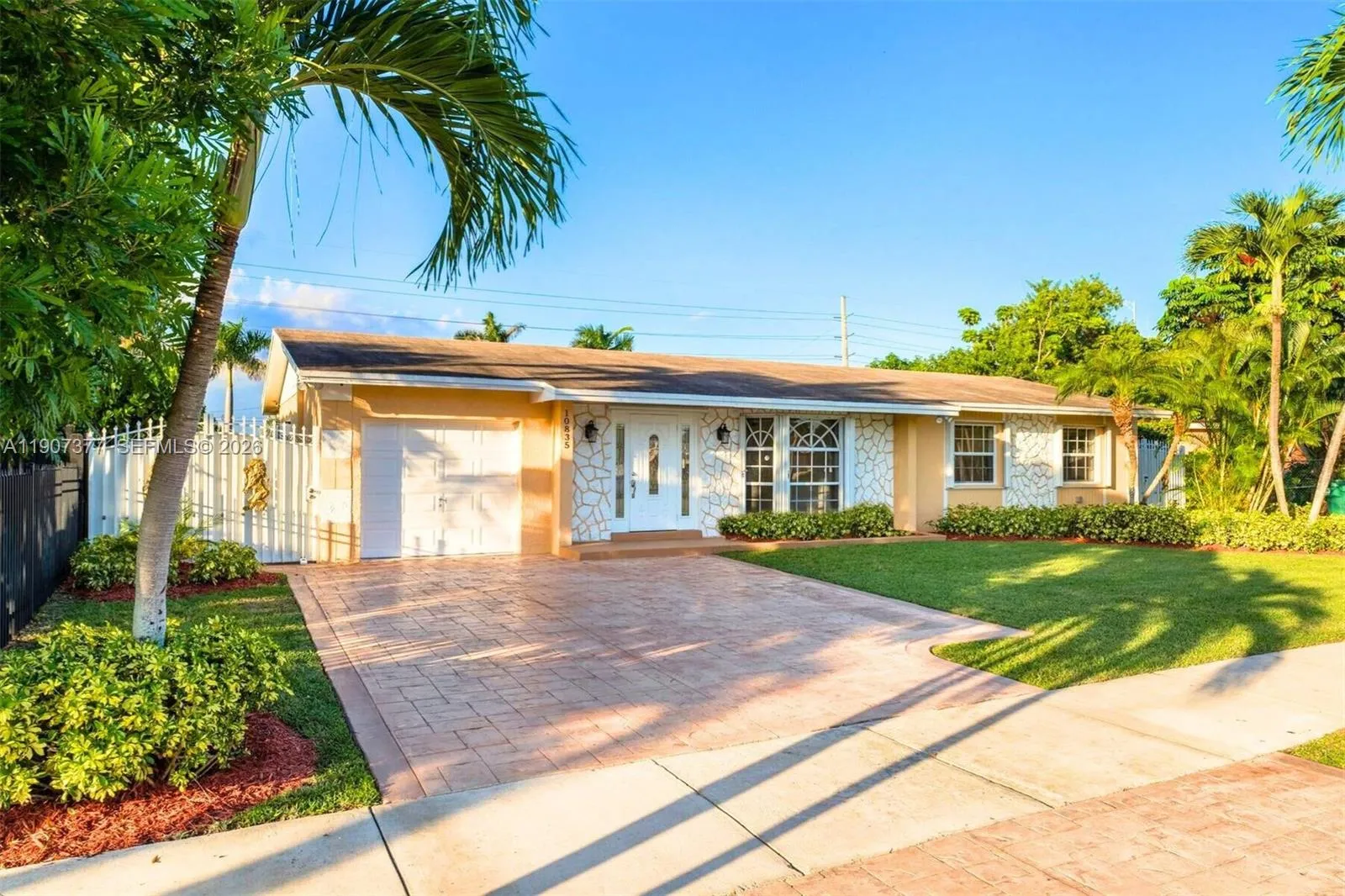 10835 Sw 152nd Ter, Miami, Florida 33157, Miami, Florida 33157, 4 Bedrooms Bedrooms, ,2 BathroomsBathrooms,Residential,For Sale,10835 Sw 152nd Ter, Miami, Florida 33157,A11907377