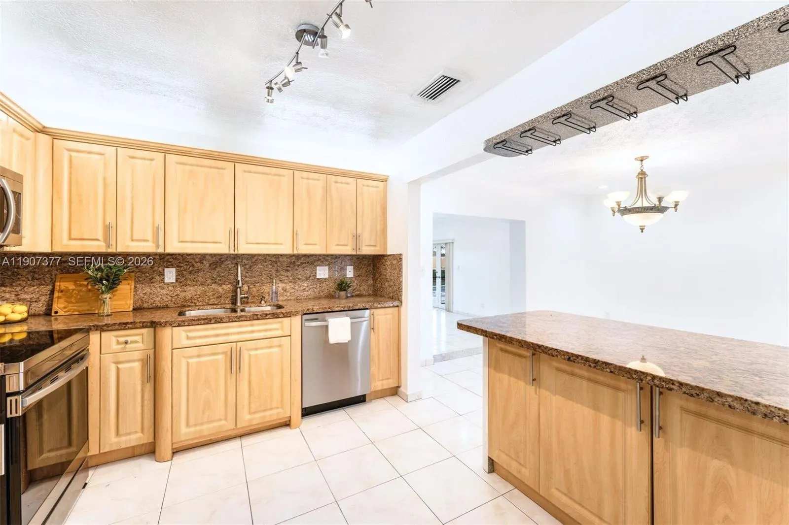 10835 Sw 152nd Ter, Miami, Florida 33157, Miami, Florida 33157, 4 Bedrooms Bedrooms, ,2 BathroomsBathrooms,Residential,For Sale,10835 Sw 152nd Ter, Miami, Florida 33157,A11907377