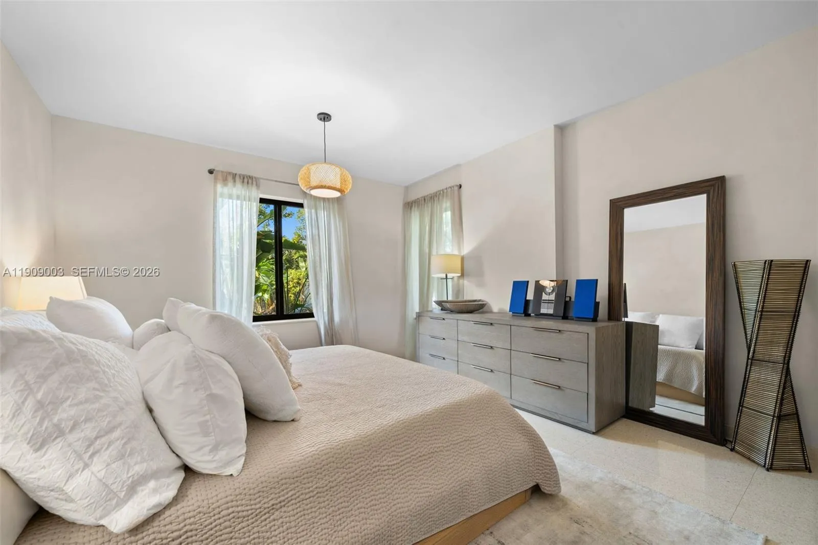 575 Hibiscus Ln, Miami, Florida 33137, Miami, Florida 33137, 5 Bedrooms Bedrooms, ,5 BathroomsBathrooms,Residential,For Sale,575 Hibiscus Ln, Miami, Florida 33137,A11909003