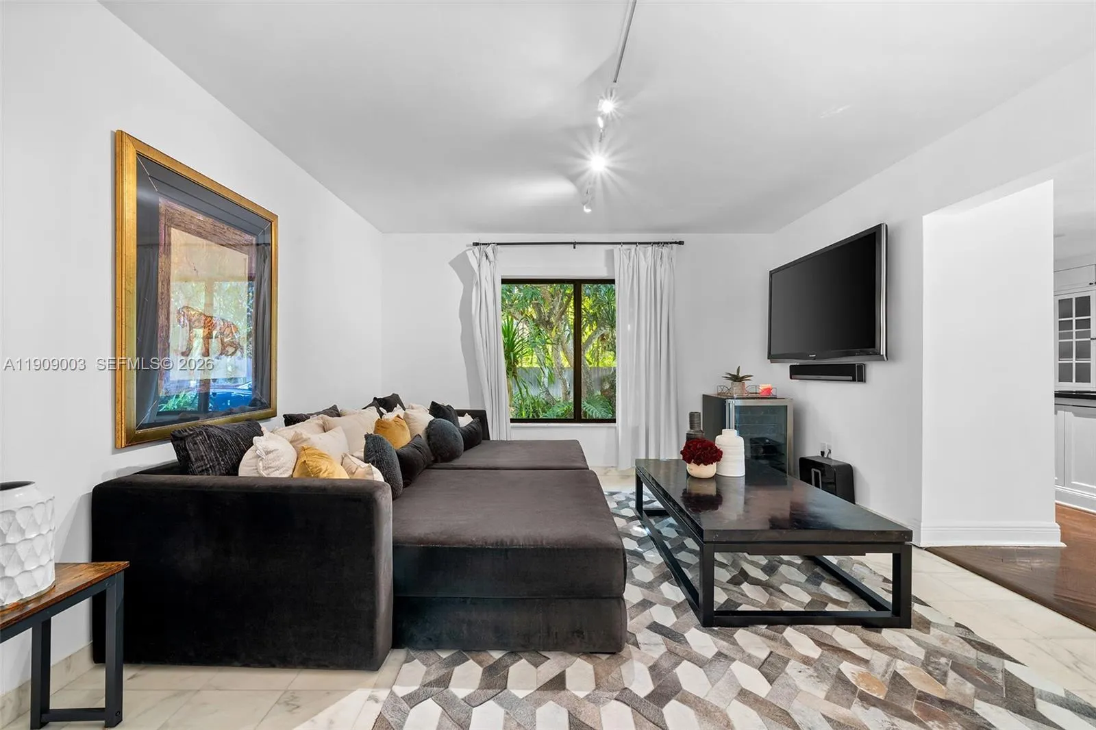 575 Hibiscus Ln, Miami, Florida 33137, Miami, Florida 33137, 5 Bedrooms Bedrooms, ,5 BathroomsBathrooms,Residential,For Sale,575 Hibiscus Ln, Miami, Florida 33137,A11909003