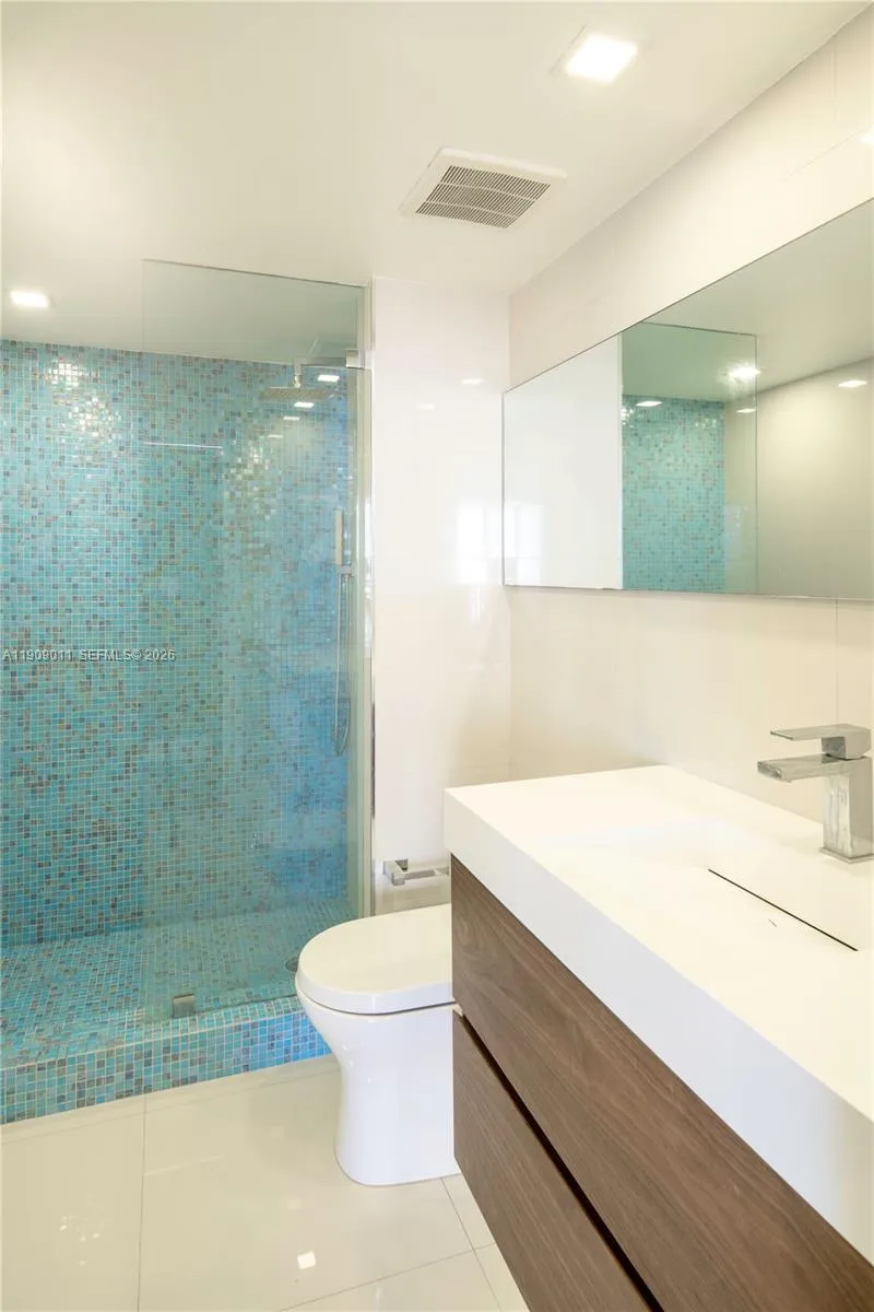 4000 Towerside Ter 1901, Miami, Florida 33138, Miami, Florida 33138, 2 Bedrooms Bedrooms, ,2 BathroomsBathrooms,Residential Lease,For Rent,4000 Towerside Ter 1901, Miami, Florida 33138,A11909011